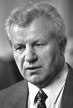 Oleksandr Moroz (f 29.2.44) - formand for Socialistpartiet (SPU). Parlamentsformand 1994-98. Hans vælgere var med til at sikre Jusjtjenko sejren ved omvalget den 26.12.04